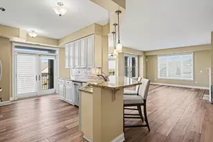 1320 Riverside Ln, Mendota Heights, MN 55118 - Photo 9
