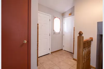9136 Georgia Avenue N, Brooklyn Park, MN 55445 - Photo 3