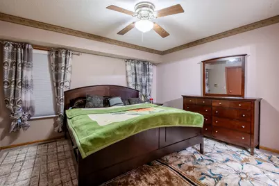 9136 Georgia Avenue N, Brooklyn Park, MN 55445 - Photo 11