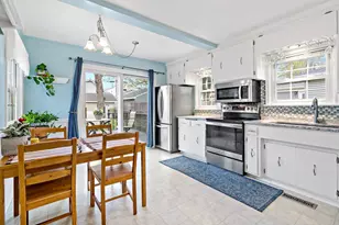 752 Hoyt Ave W, Saint Paul, MN 55117 - Photo 5