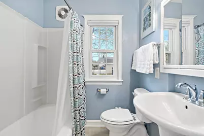 752 Hoyt Avenue W, Saint Paul, MN 55117 - Photo 9