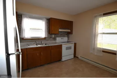 653 N 2nd Street, New Richmond, WI 54017 - Photo 17