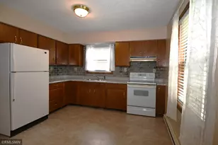 653 N 2nd St, New Richmond, WI 54017 - Photo 19