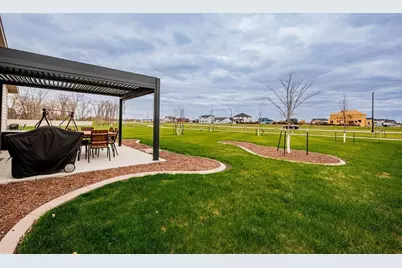 3321 Maple Leaf Loop S, Fargo, ND 58104 - Photo 37