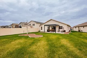 3321 Maple Leaf Loop S, Fargo, ND 58104 - Photo 39