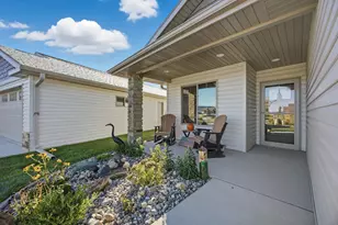 3321 Maple Leaf Loop S, Fargo, ND 58104 - Photo 3