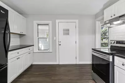 894 Euclid Street, Saint Paul, MN 55106 - Photo 15