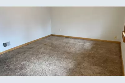 883 Sims Avenue, Saint Paul, MN 55106 - Photo 9