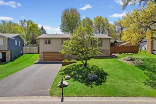 2897 Torchwood Dr, New Brighton, MN 55112 - Photo 3