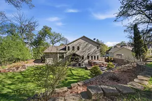 2301 Great Oaks Dr, Burnsville, MN 55337 - Photo 51