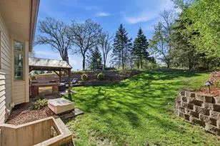 2301 Great Oaks Dr, Burnsville, MN 55337 - Photo 49