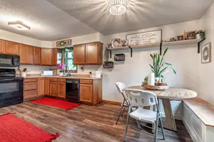 1224 N Marien St, Fergus Falls, MN 56537 - Photo 27