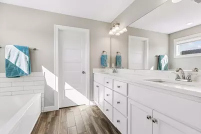 6087 Troy Lane N, Plymouth, MN 55446 - Photo 23