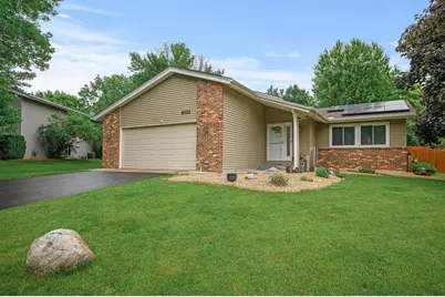 8522 Darnel Road, Eden Prairie, MN 55347 - Photo 1