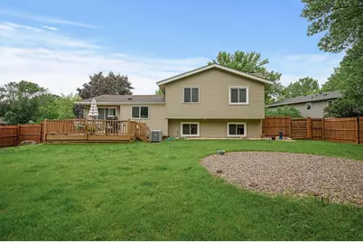 8522 Darnel Road, Eden Prairie, MN 55347 - Photo 9
