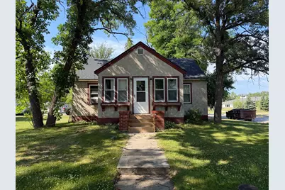 513 Lake Street NE, Warroad, MN 56763 - Photo 9