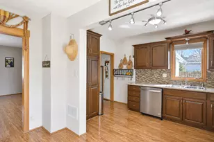 810 10th Ave SE, Austin, MN 55912 - Photo 15
