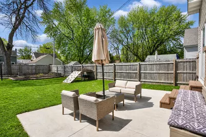 810 10th Avenue SE, Austin, MN 55912 - Photo 7