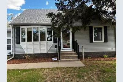 5256 Capitol Street NE, Fridley, MN 55421 - Photo 5