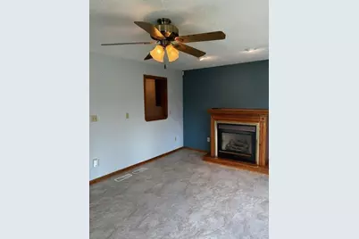 5256 Capitol Street NE, Fridley, MN 55421 - Photo 7