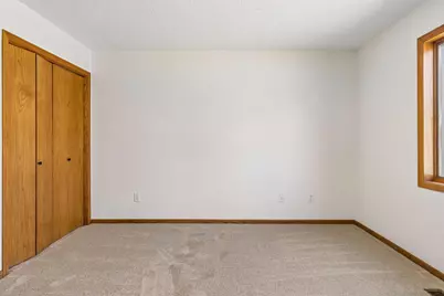 1610 Burns Avenue, Saint Paul, MN 55106 - Photo 17
