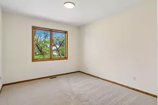 1610 Burns Ave, Saint Paul, MN 55106 - Photo 19