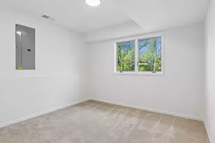 1610 Burns Ave, Saint Paul, MN 55106 - Photo 27