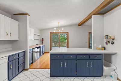 3308 81st Avenue N, Brooklyn Park, MN 55443 - Photo 9