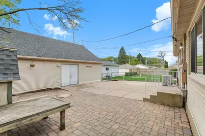 1562 Hoyt Avenue E, Saint Paul, MN 55106 - Photo 29