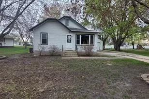 440 E Main St, Madelia, MN 56062 - Photo 15