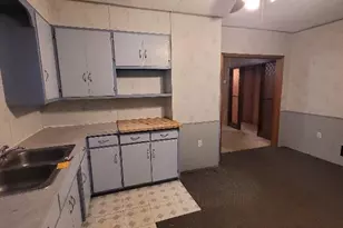 440 E Main St, Madelia, MN 56062 - Photo 33