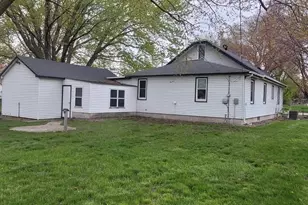 440 E Main St, Madelia, MN 56062 - Photo 11
