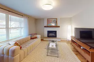 1046 Brooks Ave W, Roseville, MN 55113 - Photo 3