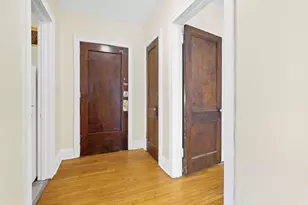 214 E 19th St, Minneapolis, MN 55403 - Photo 11