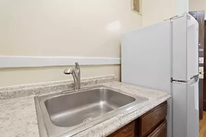 214 E 19th Street #108, Minneapolis, MN 55403 - Photo 9