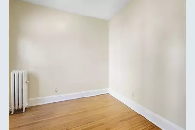 214 E 19th Street #108, Minneapolis, MN 55403 - Photo 7
