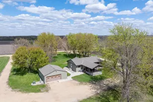 62277 142nd St, Mapleton, MN 56065 - Photo 1