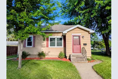 464 Grand Street, Winona, MN 55987 - Photo 1