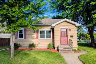 464 Grand St, Winona, MN 55987 - Photo 1