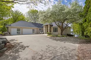 21150 Excelsior Blvd, Excelsior, MN 55331 - Photo 1
