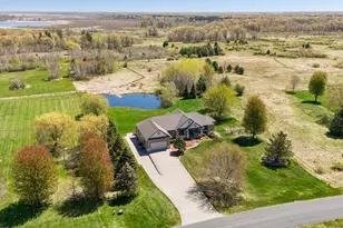18745 Fontana St, Wyoming, MN 55092 - Photo 5