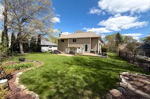 2555 Sylvan St, Little Canada, MN 55117 - Photo 5