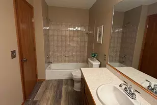 2555 Sylvan St, Little Canada, MN 55117 - Photo 15