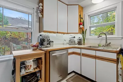 5124 Beard Avenue S, Minneapolis, MN 55410 - Photo 9