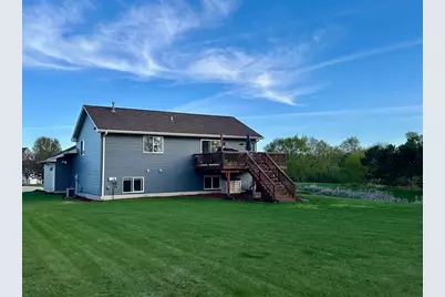 1327 Mallard Lane, New Richmond, WI 54017 - Photo 3