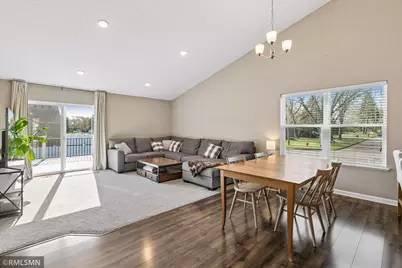 10702 Sumter Avenue N, Brooklyn Park, MN 55445 - Photo 5