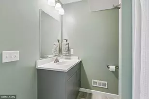 10702 Sumter Ave N, Brooklyn Park, MN 55445 - Photo 23
