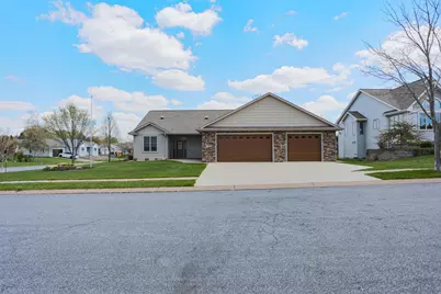 298 Kusilek Street, River Falls, WI 54022 - Photo 7