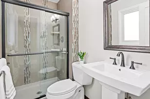 5815 Evergreen Ln, Shoreview, MN 55126 - Photo 17