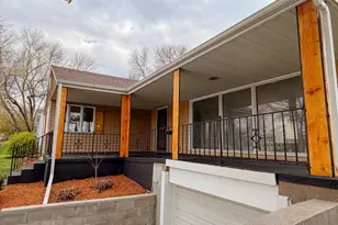 821 Park St, Jackson, MN 56143 - Photo 3